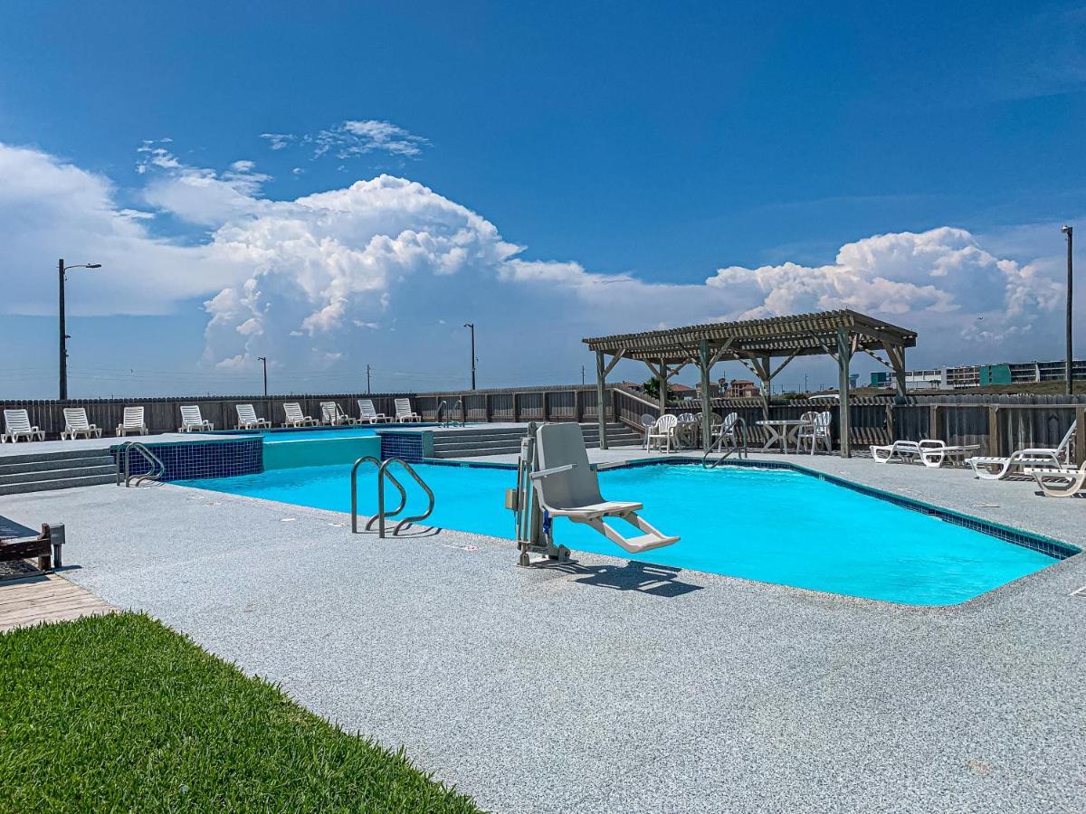 Gulf View 8Th Floor Condo, With Boardwalk To The Beach And Pool Mustang Beach Exterior photo